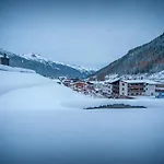 Отель Bergheim Санкт-Антон-ам-Арльберг