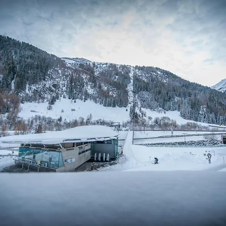 Hotel Bergheim St. Anton am Arlberg