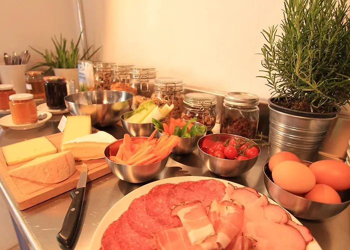 מלון Bergheim 4*