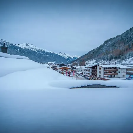 Otel Bergheim Sankt Anton am Arlberg